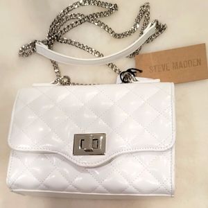 Steve Madden BDayla Crossbody Quilting hand Bag White chainlink accents
